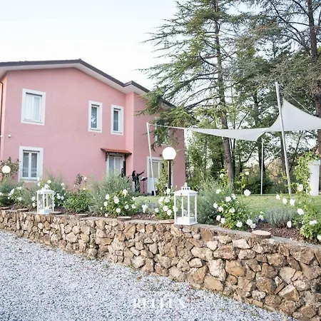 Podere Maison Delices Guest house